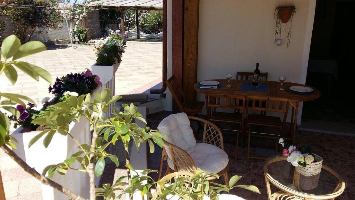 Villa Bouganville Valledoria  Esterno foto