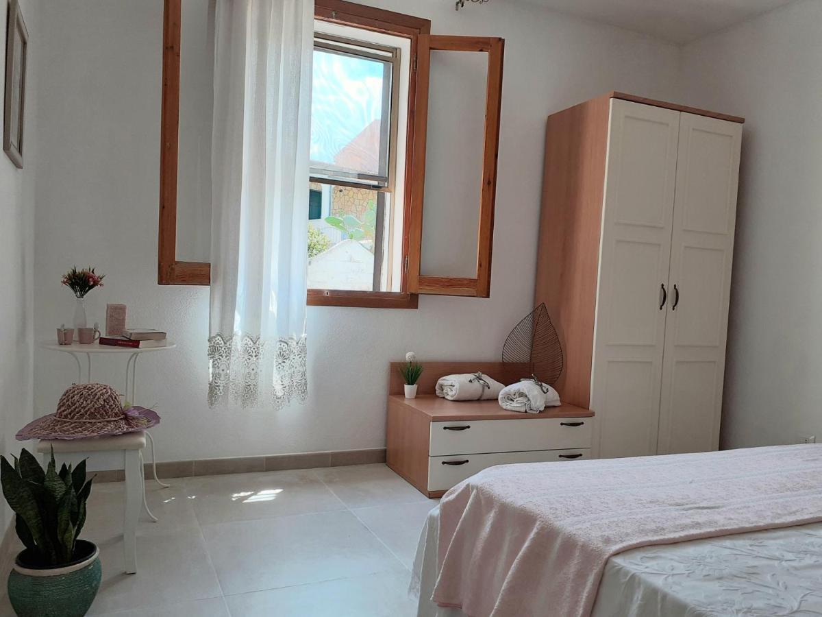 Villa Bouganville Valledoria  Esterno foto